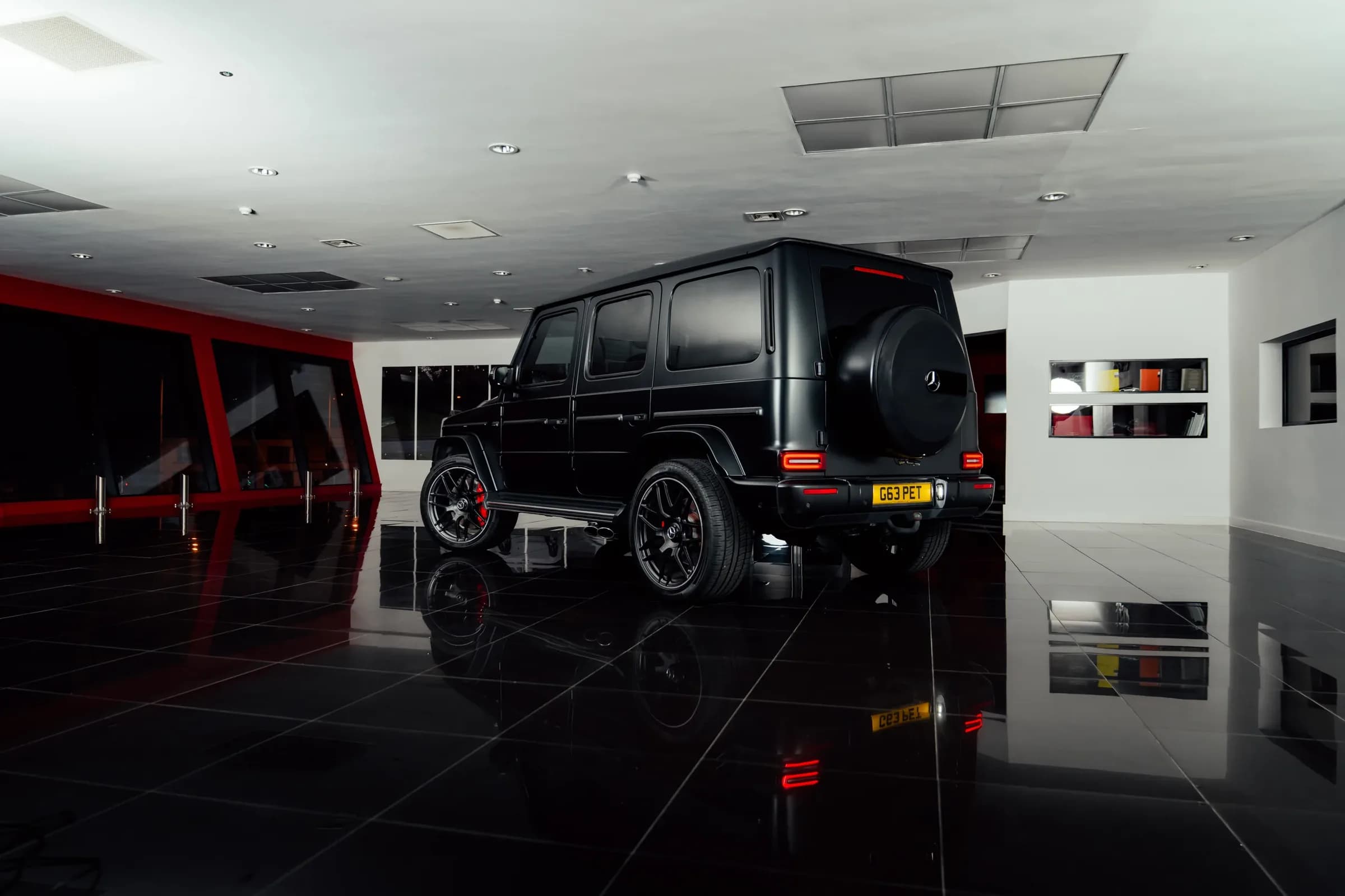 Mercedes-AMG G63 Satin Black, Black