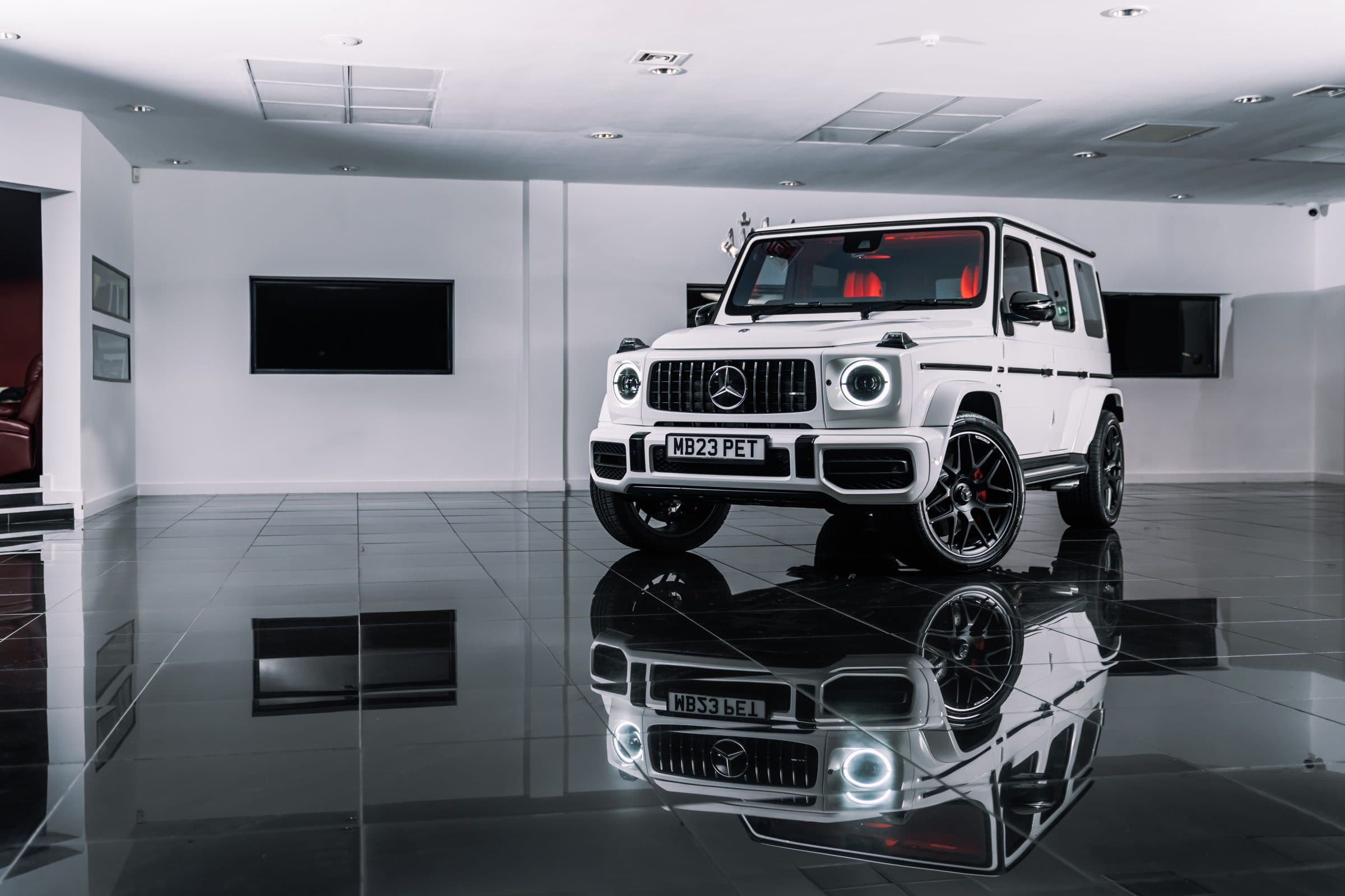 Mercedes-AMG G63 AMG, White